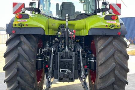 Claas Arion 660 