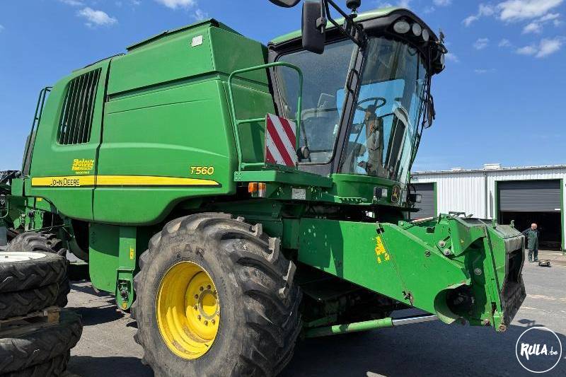 John Deere, T560