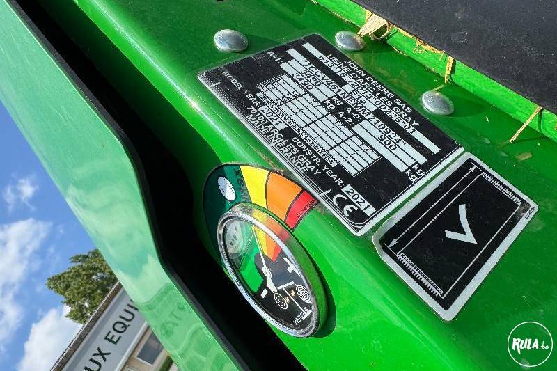 John Deere, V461M