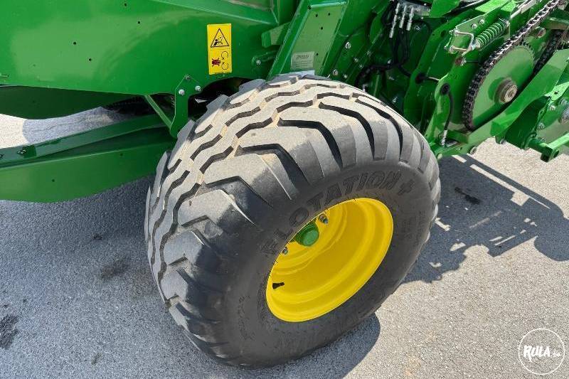 John Deere, V461M
