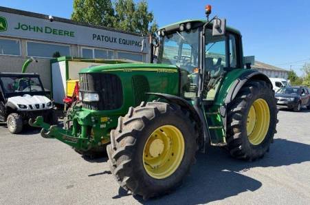 John Deere, 6820