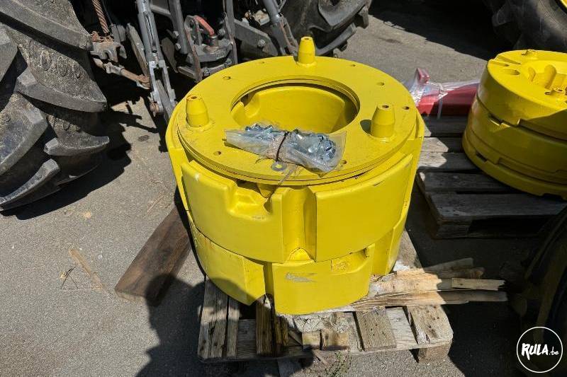 John Deere, 2X600KG