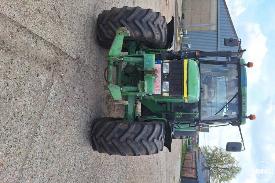 John Deere 6610 