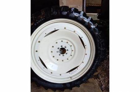 kleber, 270/95R48