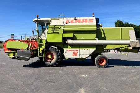 Claas Dominator 96 