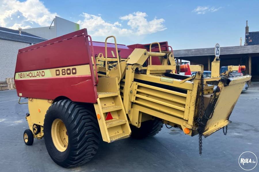 New Holland D800 