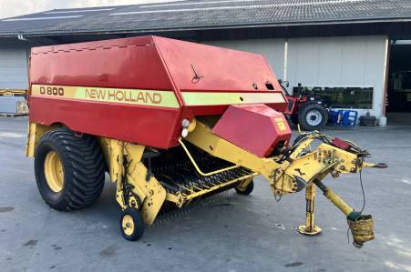New Holland D800 