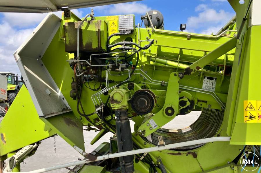Claas Quadrant 2200 