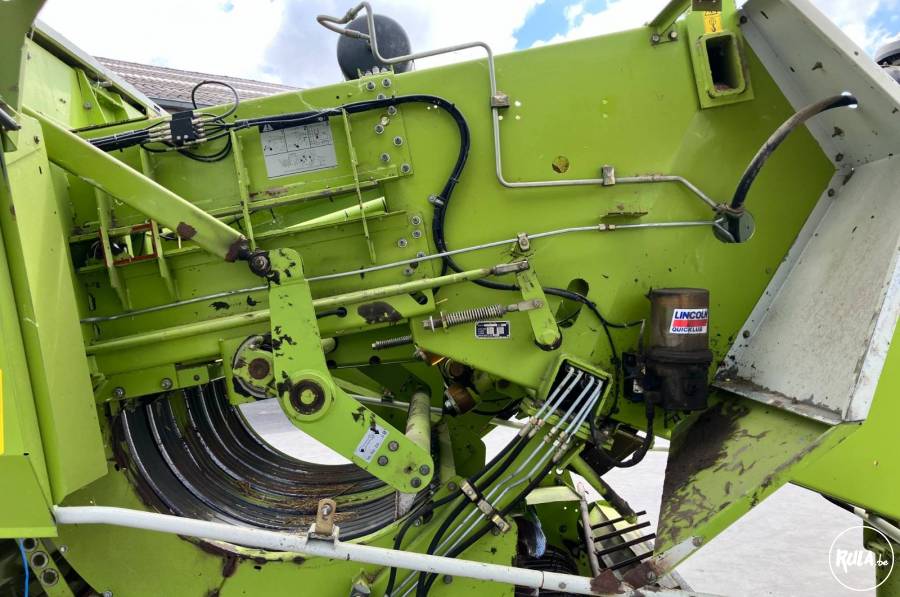 Claas Quadrant 2200 