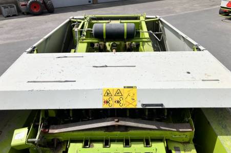 Claas Quadrant 2200 