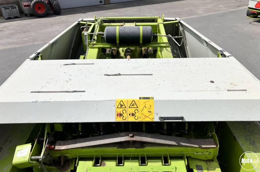 Claas Quadrant 2200 