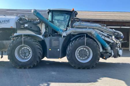 Claas Xerion 4000 + mengmesttank 