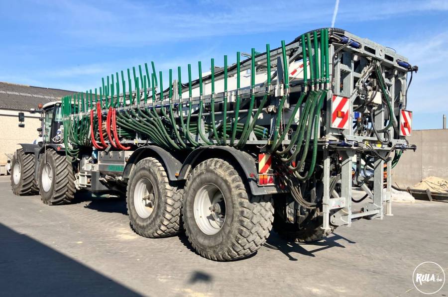 Claas Xerion 4000 + mengmesttank 