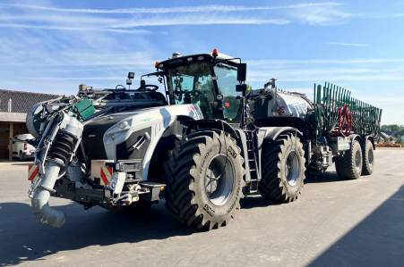 Claas Xerion 4000 + mengmesttank 