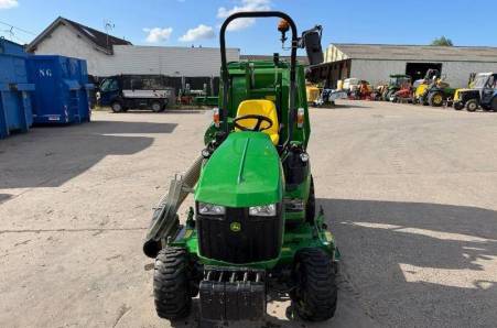 John Deere, 1026R