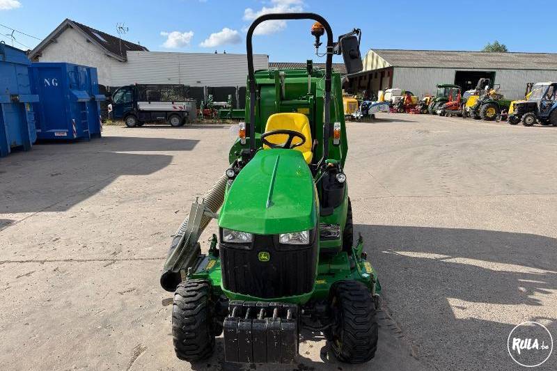 John Deere, 1026R