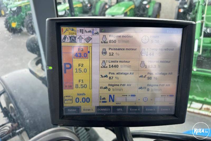 New Holland, T6.165
