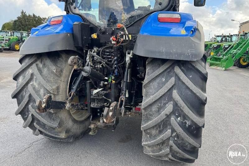 New Holland, T6.165