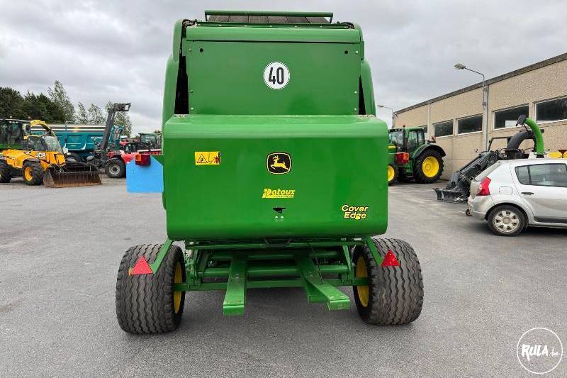 John Deere, 864
