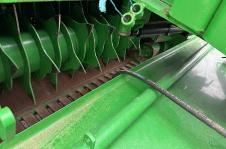 John Deere, 864