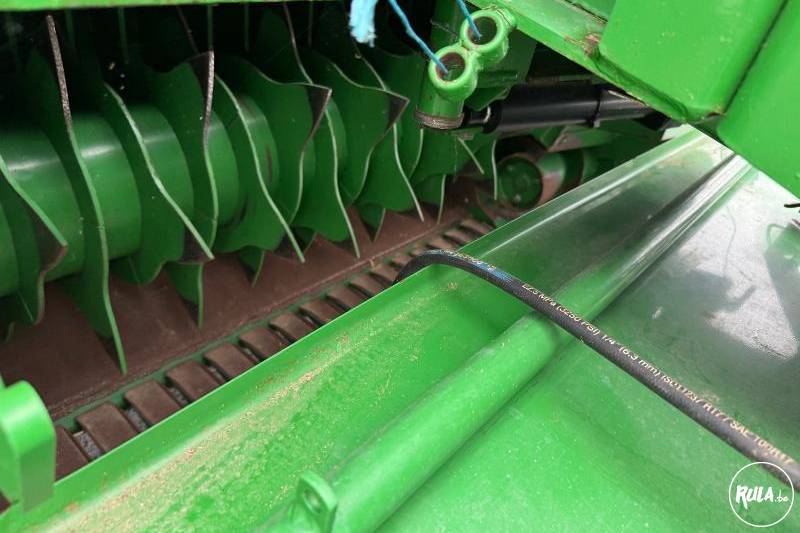 John Deere, 864