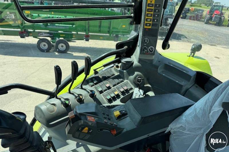 Claas, ARION 520