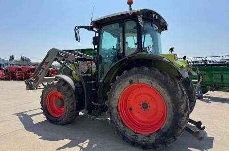 Claas, ARION 520