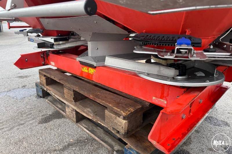 Kuhn, AXIS50.1W