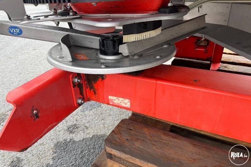 Kuhn, AXIS50.1W