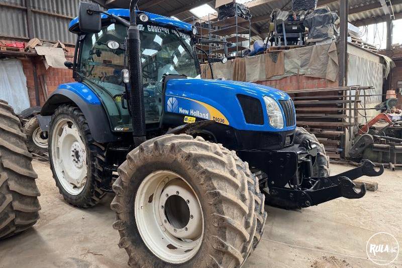 New Holland, T6030