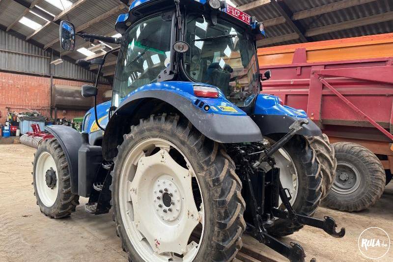 New Holland, T6030