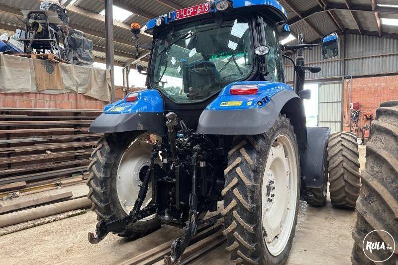 New Holland, T6030