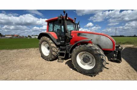 Valtra, T160