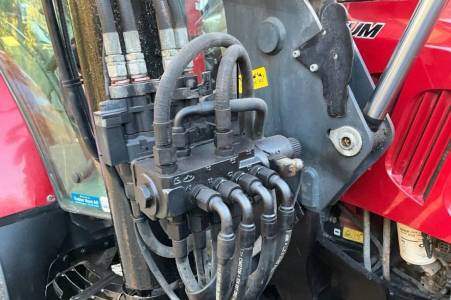 Case IH Maxxum 130  