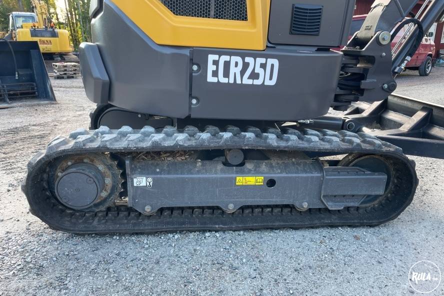 VOLVO ECR250 