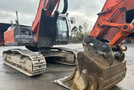 Hitachi 350LC 
