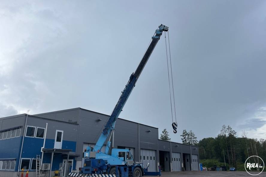 Grue mobile 1999 Tadano