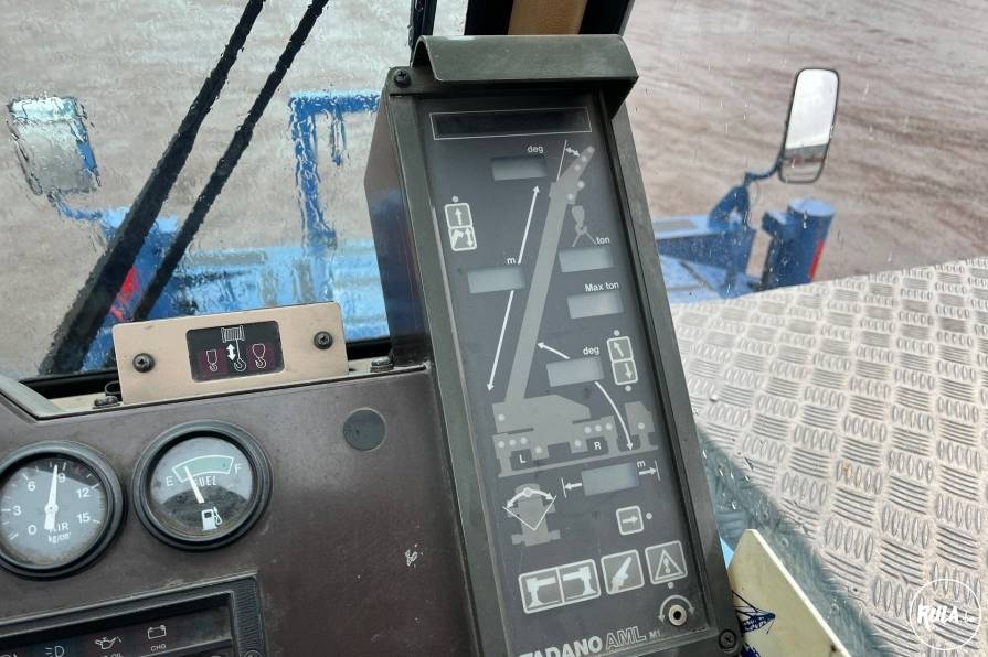 Grue mobile 1999 Tadano