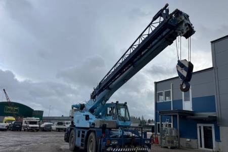 Grue mobile 1999 Tadano