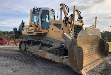 Liebherr Pelle sur chenilles  PR 744L 