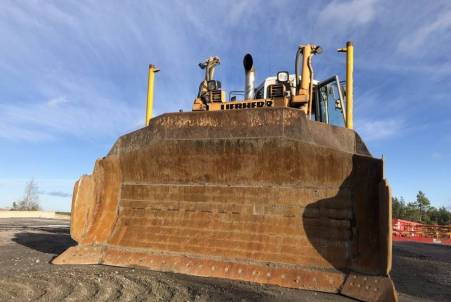 Liebherr Pelle sur chenilles  PR 744L 