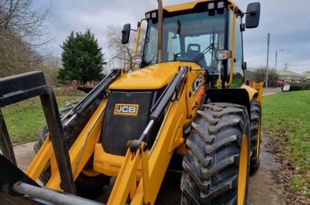 JCB 4CX PRO 