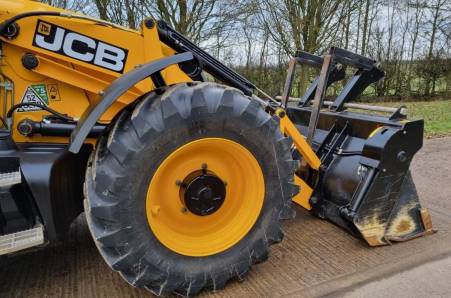 JCB 4CX PRO 