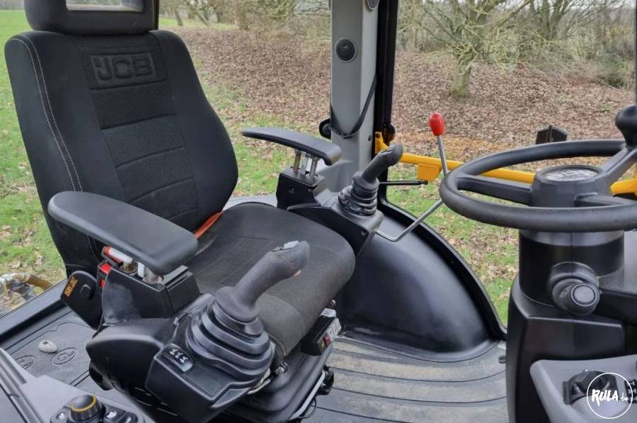 JCB 4CX PRO 
