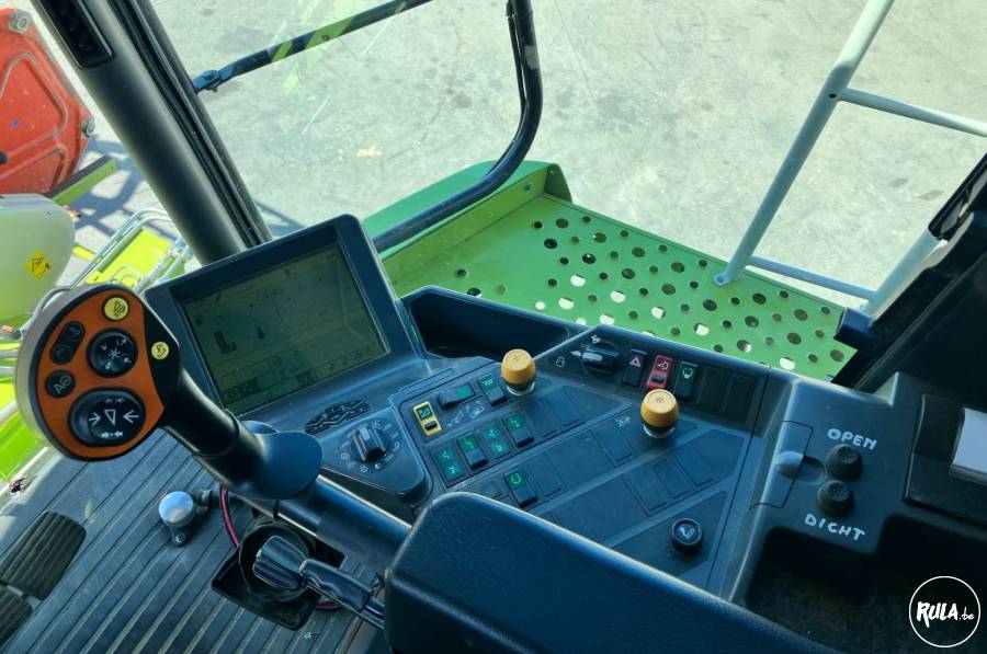 Claas Lexion 520 