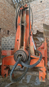 Huard Charrue Losange avec roue de transport 