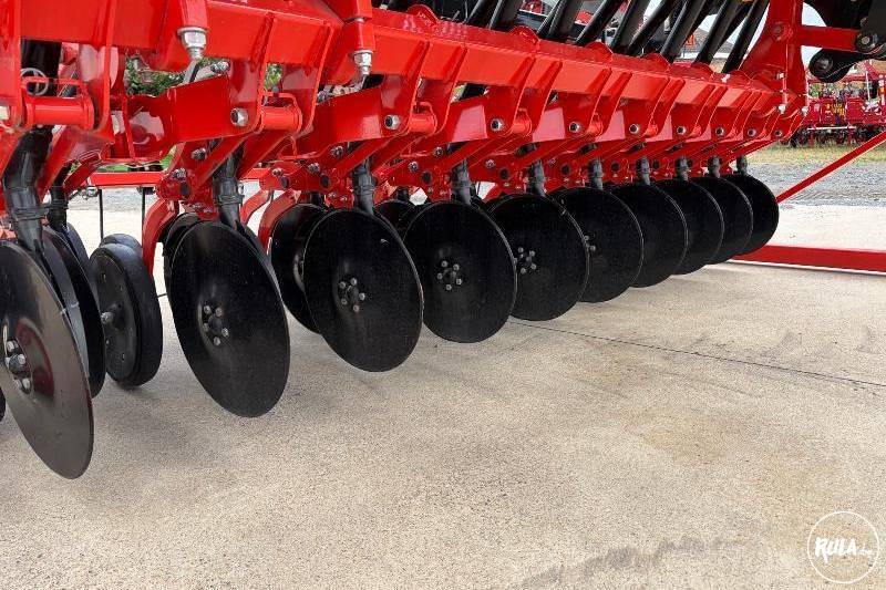 Kuhn, SITERA 3030 20E