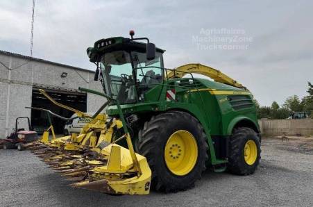 John Deere 8500