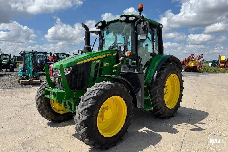 John Deere, 6120M