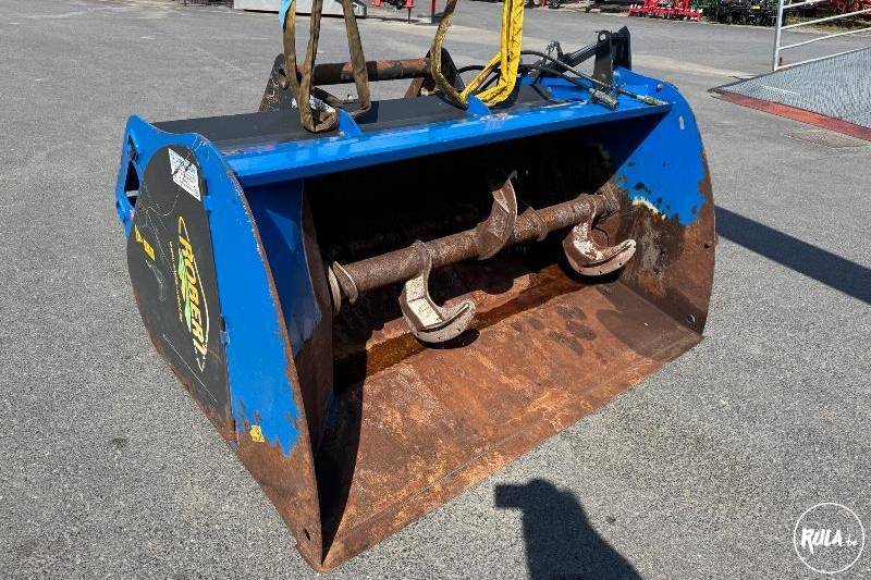 BM1600